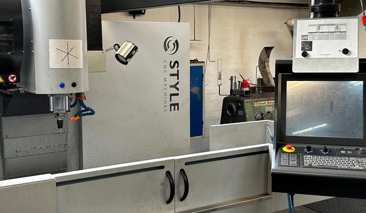 CNC maskine 14930 Url